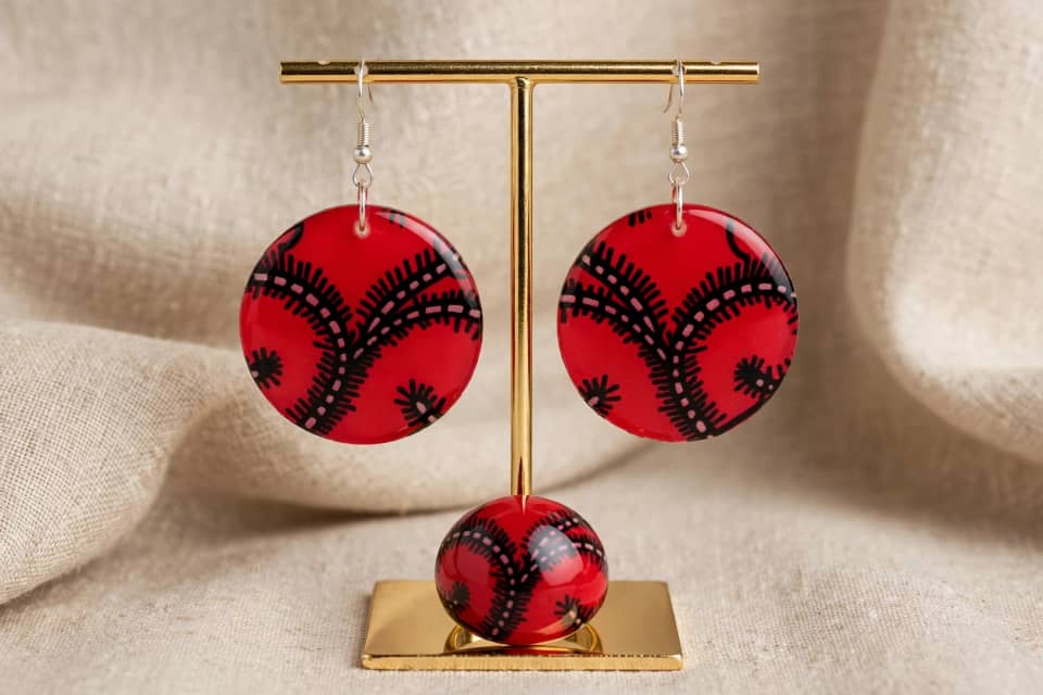 Bijoux en pagne rouge crochet